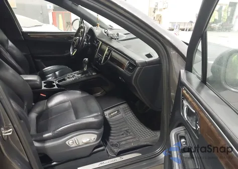 2016 Porsche Macan S z USA, uszkodzony, nr VIN WP1AB2A59GLB52757